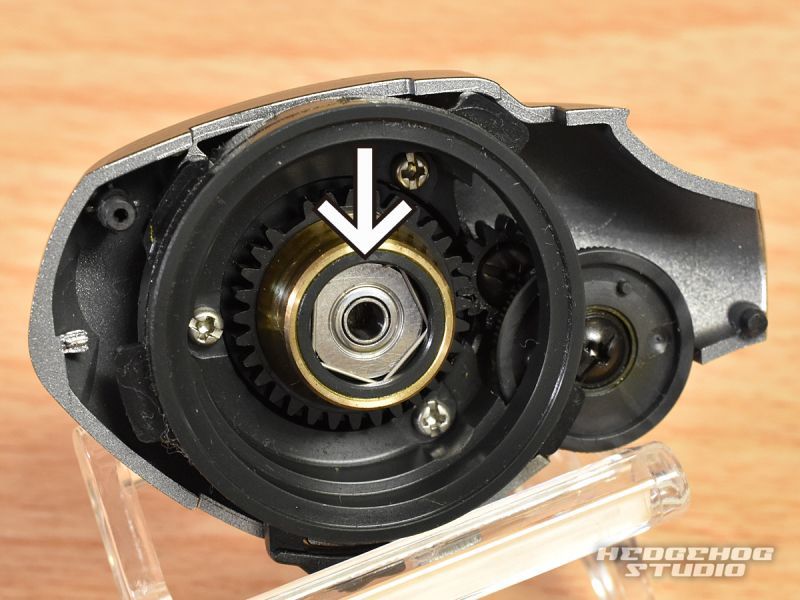 標準的なシマノ ベイトリールのベアリング交換方法 - リール