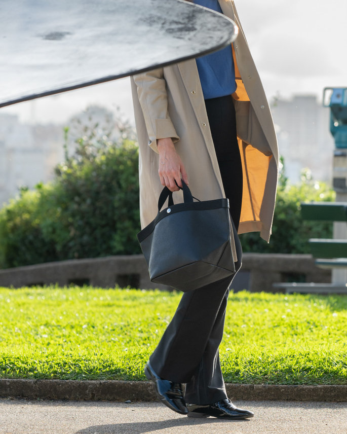 HERVE CHAPELIER - OFFICIAL WEBSITE - Bags made of pebbled grain