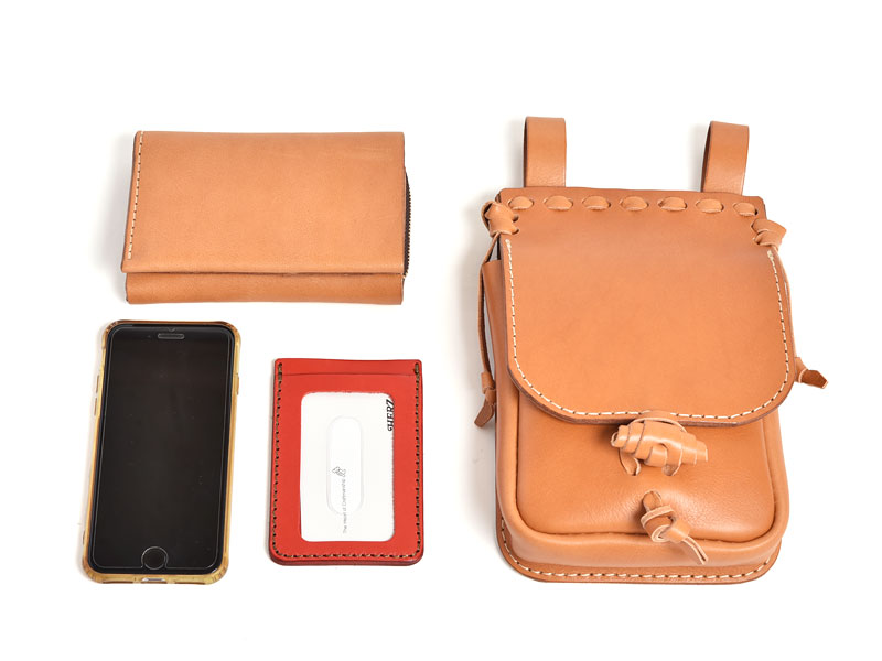 クラフト感のあるインディアン・レザーベルトポーチ / 革鞄のHERZ