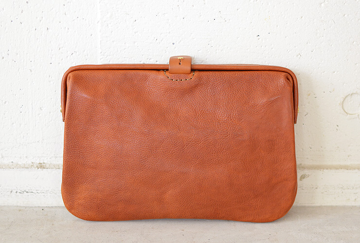 がま口式で使いやすい本革クラッチバッグ / 革鞄のHERZ(ヘルツ)公式通販