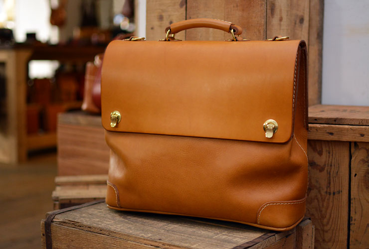 出張カバンとしてもおすすめの2wayボストンバッグ / 革鞄のHERZ(ヘルツ