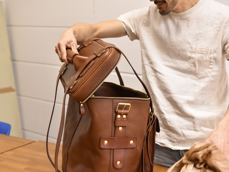 思い出の一品 Vol.1 野口×大型ギャジット3wayリュック(A-21)｜革鞄・革