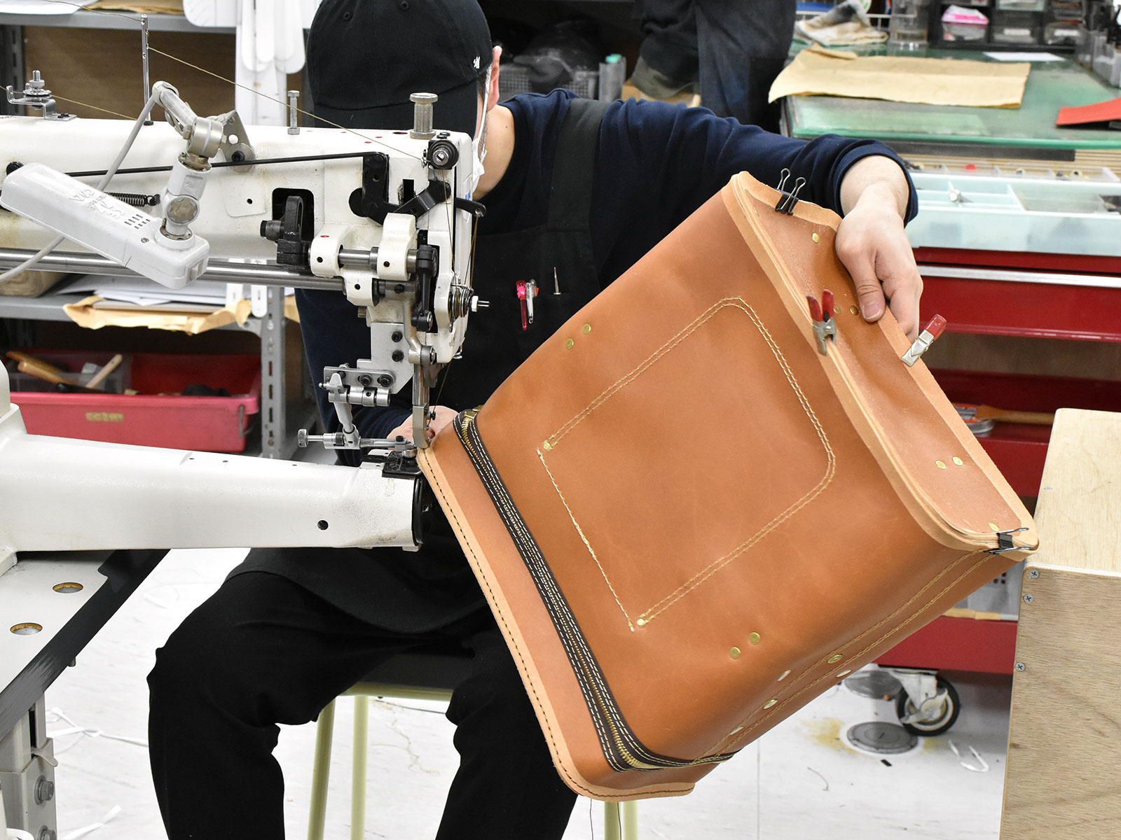 大迫力！大型ギャジット3wayリュック(A-21)｜革鞄・革小物のHERZ公式通販