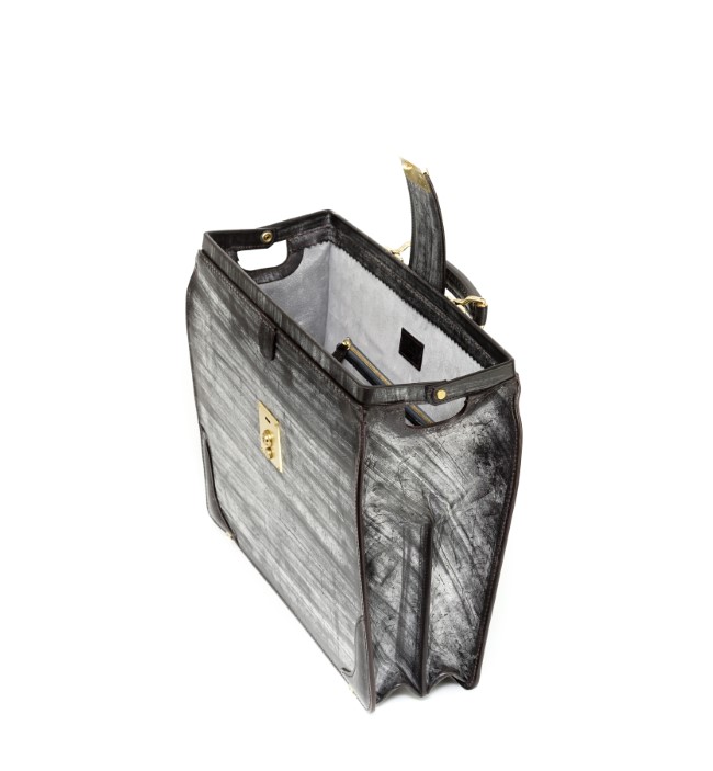 FIVE WOODS 【TRAD】ブライドルレザー トラディショナルダレス | 株式