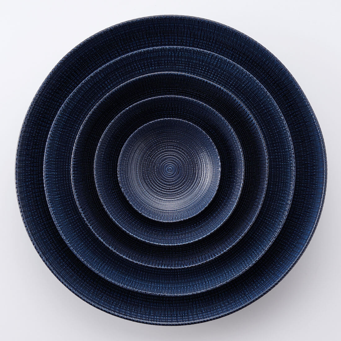 うず潮 大盛皿 青 | 白山陶器直営オンラインストア