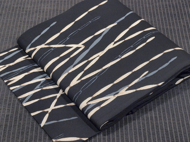 帯のアトリエ花邑 hanamura 銀座「八つ手唐草文様 型染め 名古屋帯」