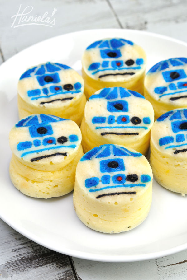 R2 D2 Star Wars Mini Cheesecakes - Haniela's: Sweet & Savory