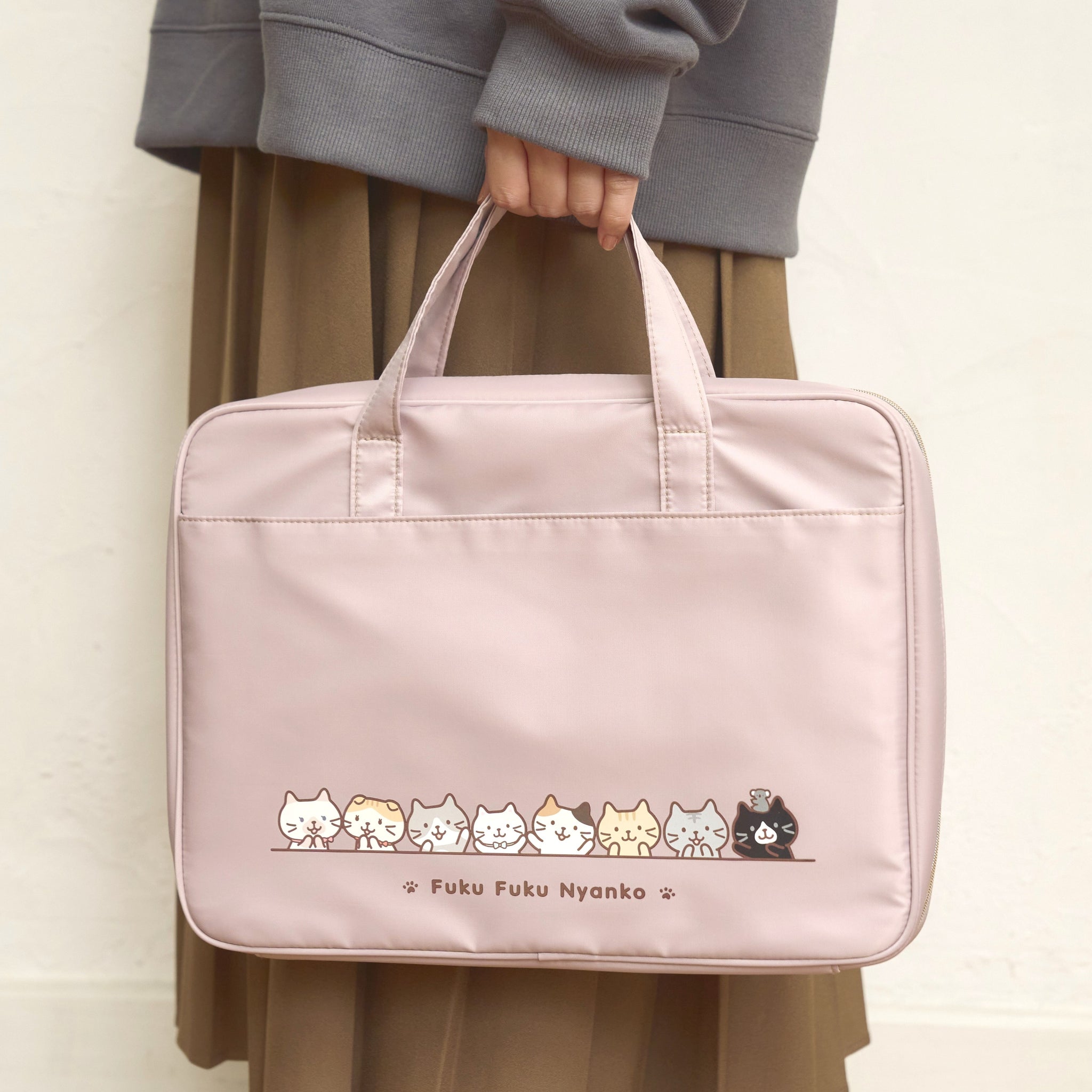 ふくふくにゃんこ 入れたまま使えるPCケース – HAPiNS online shop