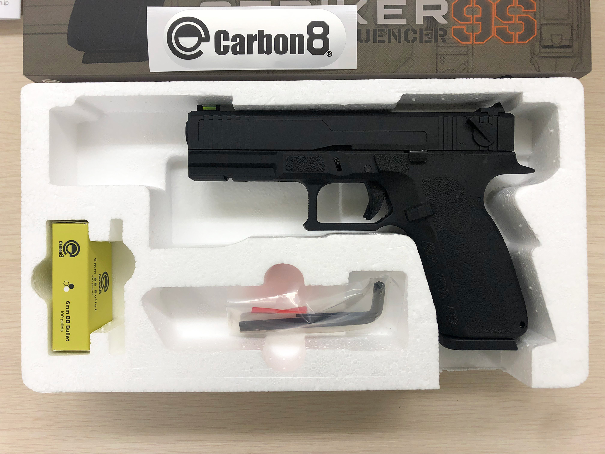 CARBON8（カーボネイト） ストライカー9S co2ブローバック レビュー