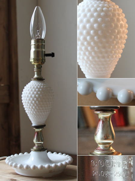USAアメリカンヴィンテージミルクガラス製ホブネイルテーブルライト