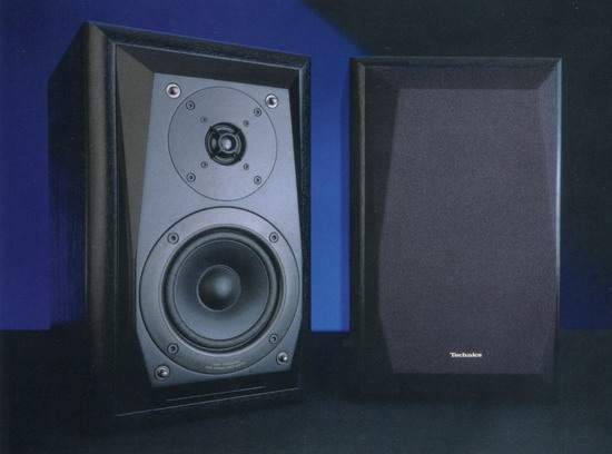 Technics SB-M300 Bookshelf speakers review and test
