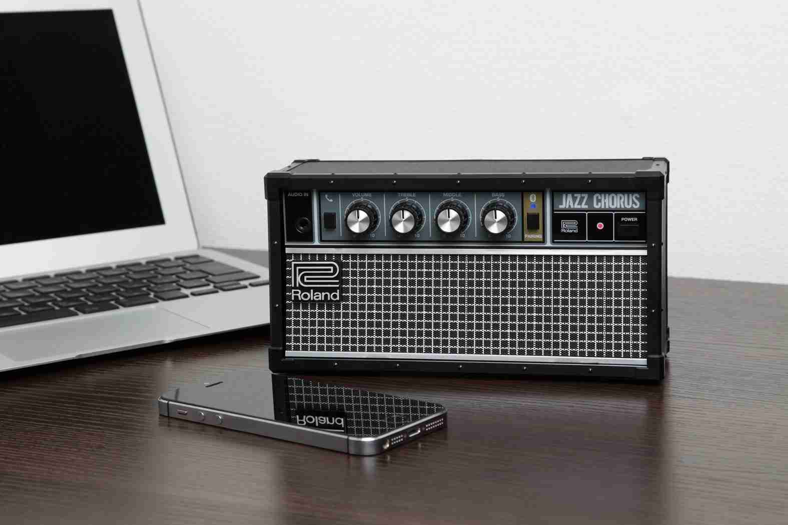 Roland JC-01 Jazz Chorus Bluetooth Audio Speaker | HIGHO MUSIC