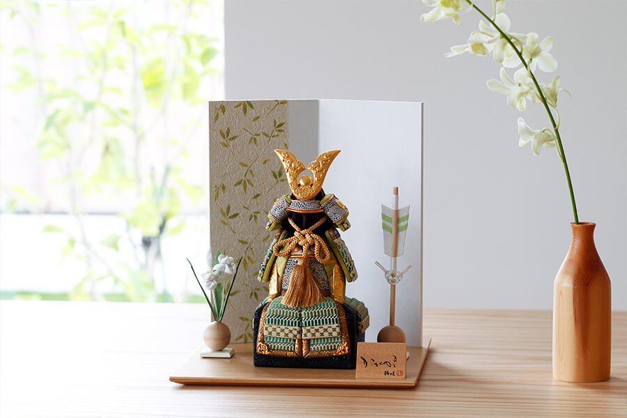 コンパクトでおしゃれな五月人形のひととえ｜隼｜笹の葉