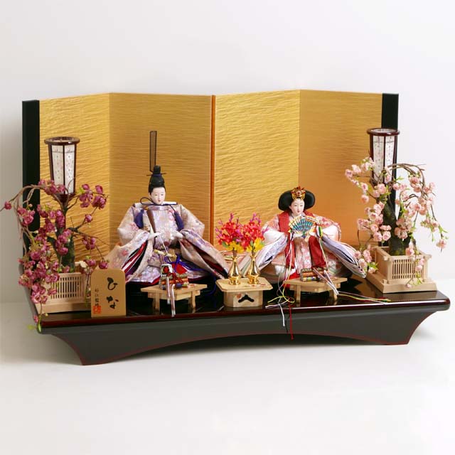美しい赤の雛人形四曲絹金屏風桃花親王飾りの通販～選ばれるお店の雛人形