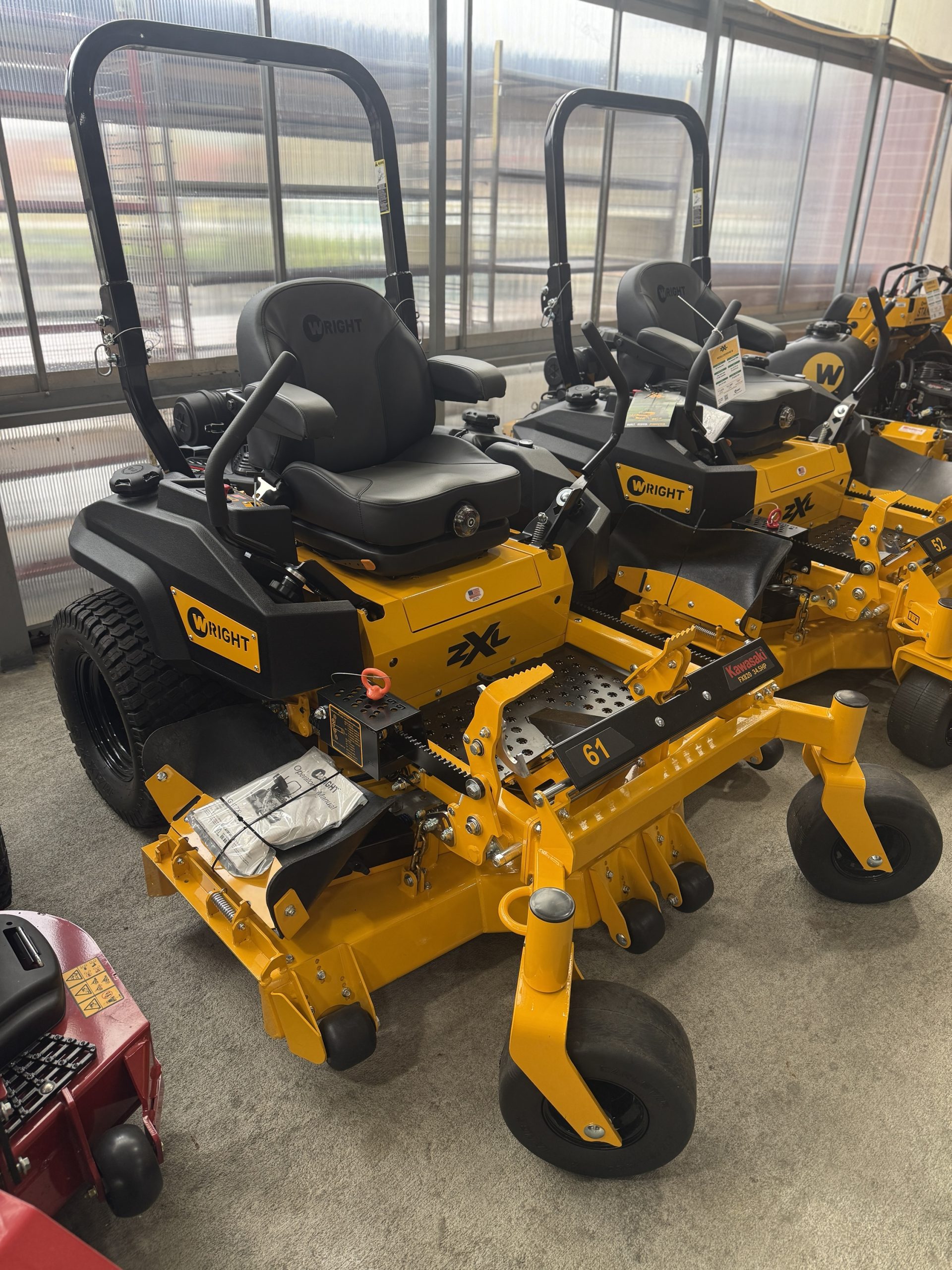 Wright ZXL 61″ 34.5HP Kawasaki | Hudson's Hardware