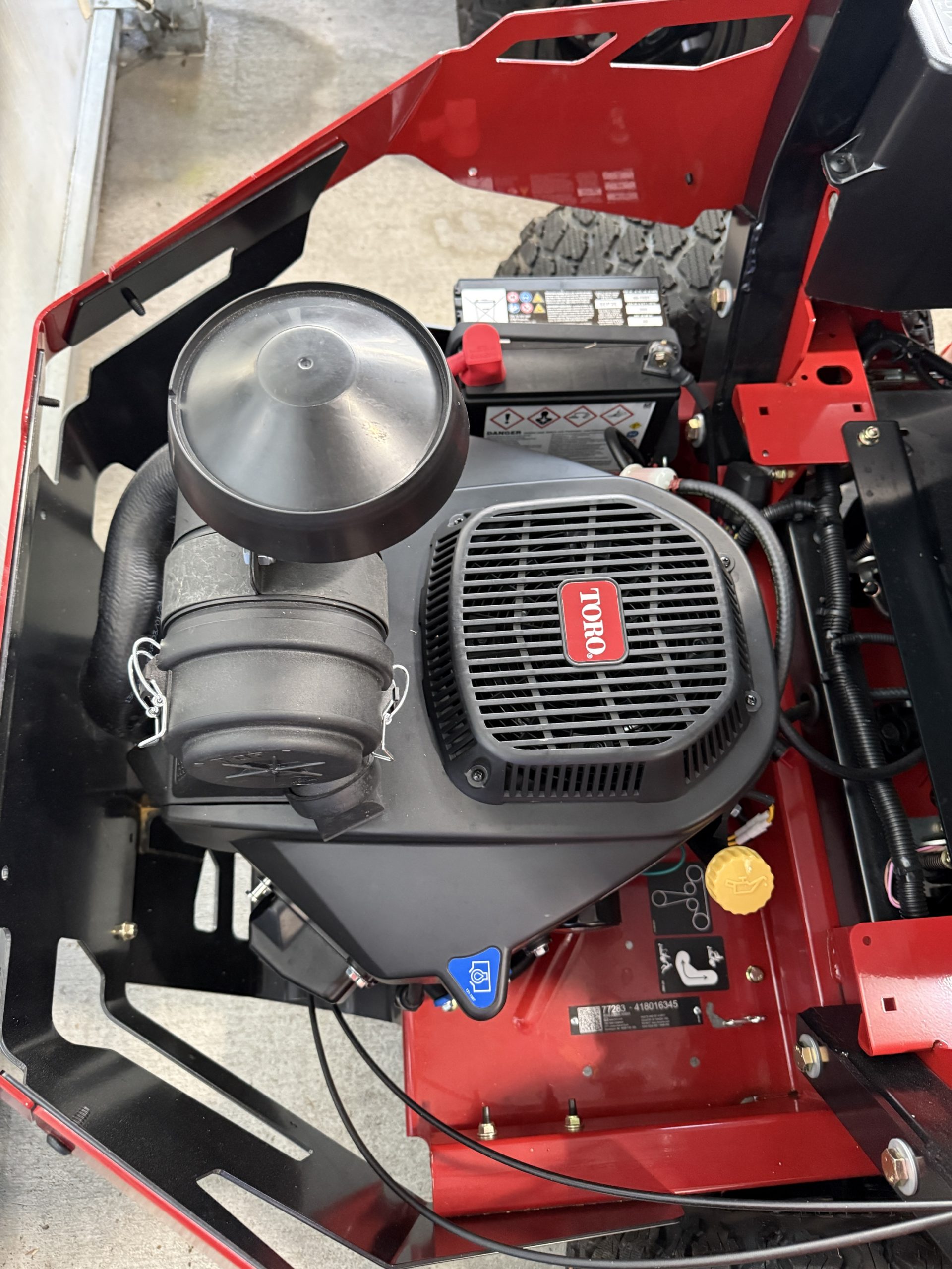 Toro 77283 52″ 2000 Series ZMaster® 24.5HP Toro | Hudson's Hardware