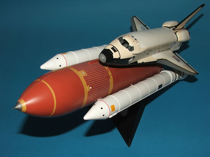 Airfix 1/144 scale Space Shuttle Challenger by Roberto Mantuano