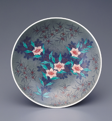 色絵吹重ね草花文額皿｜十三代今泉今右衛門｜今右衛門