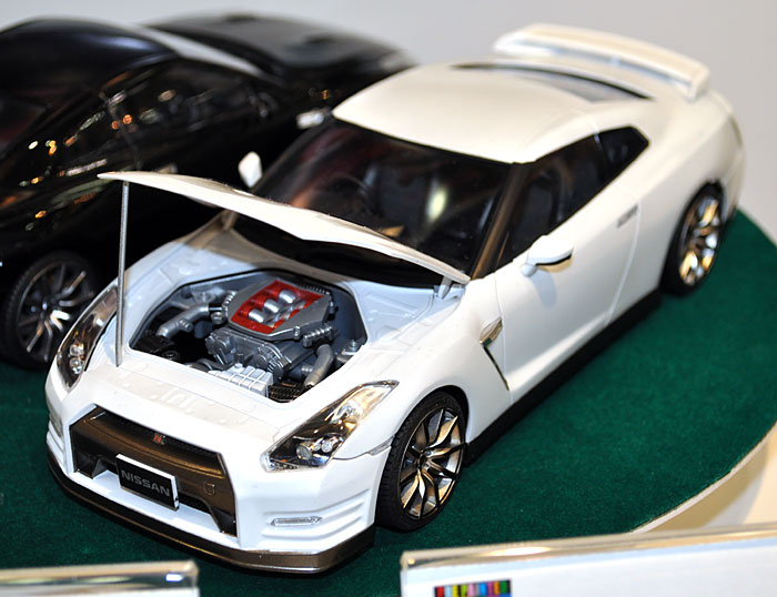 1/24 プリペイントモデル シリーズ ニッサン GT-R (R35) ピュア