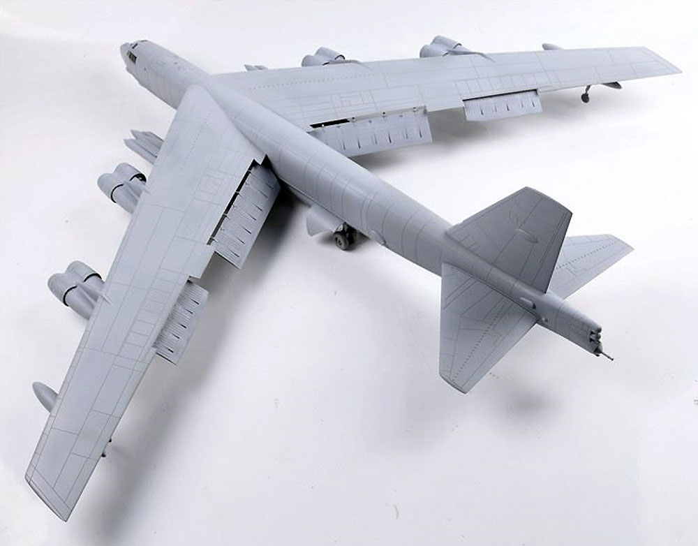1/72 エアクラフト プラモデル B-52H ストラトフォートレス