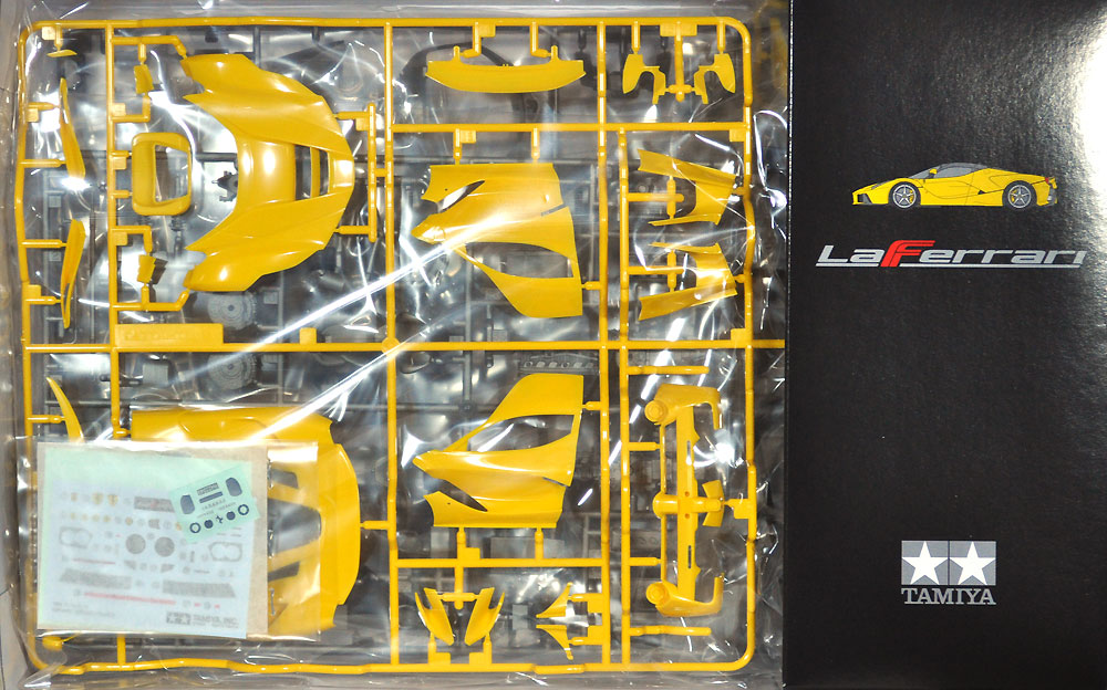 1/24 スポーツカーシリーズ ラ フェラーリ イエローバージョン タミヤ模型