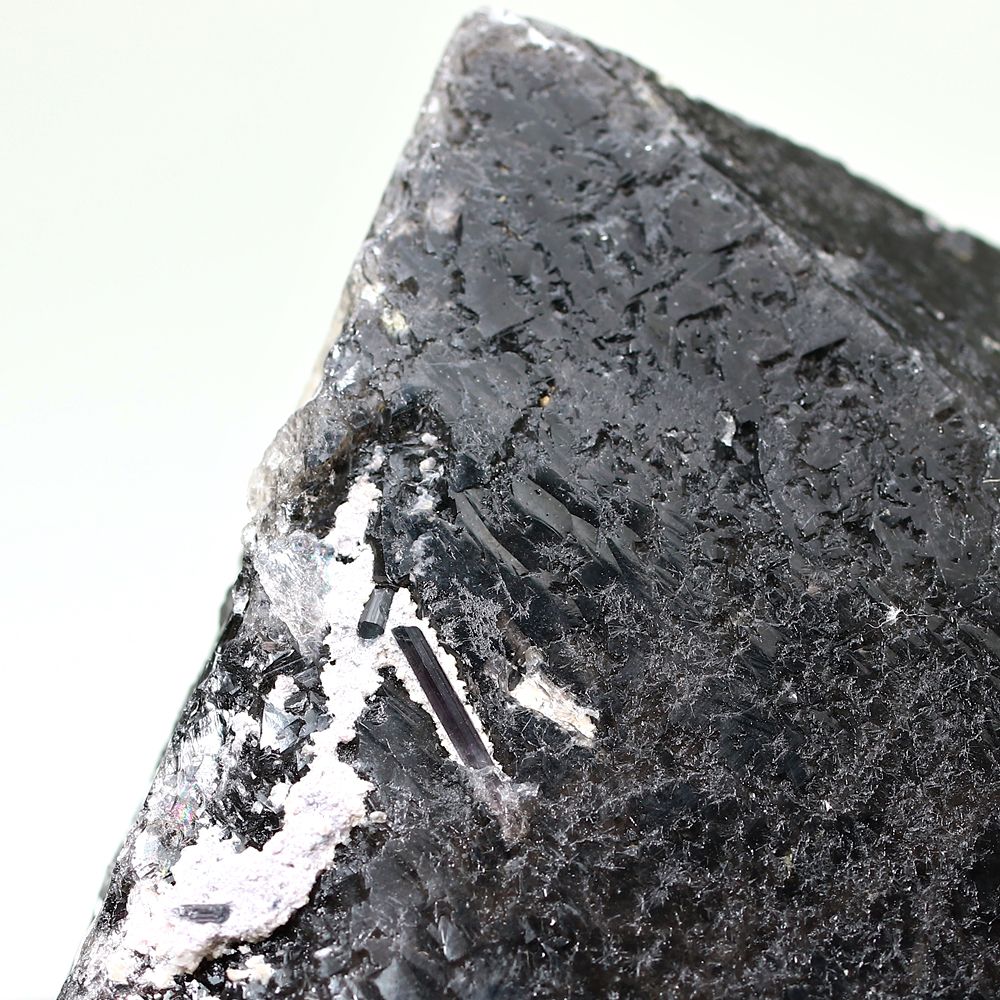 ブラジル産モリオン原石/天然黒水晶（中型743g/ナチュラルポイント