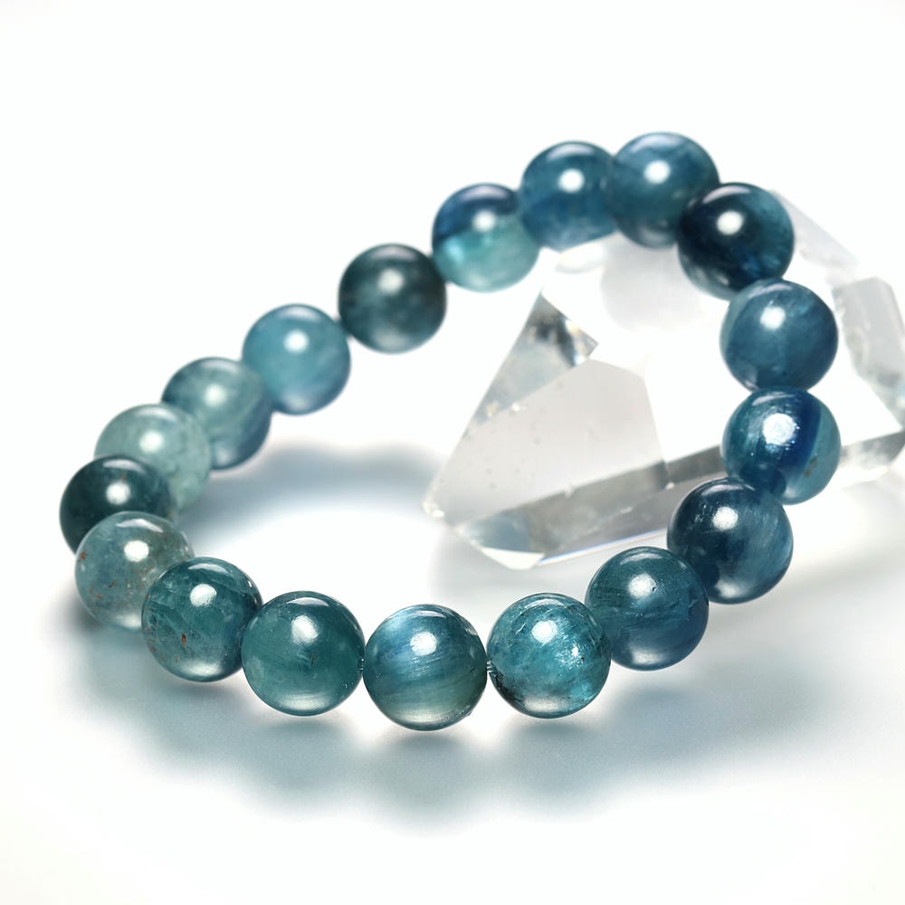 高品質]タンザニア産カイヤナイトブレスレット（約11mm玉） - 埼玉県