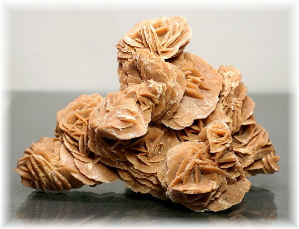 モロッコ産]砂漠のバラ（デザートローズ） - 埼玉県吉川市の天然石専門