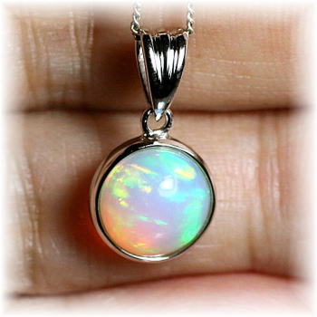 エチオピアオパールペンダントトップ（シルバー925） - 埼玉県吉川市の