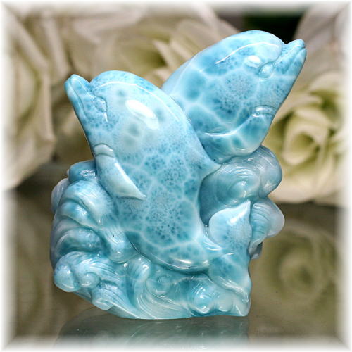 ドミニカ産]ラリマー彫刻イルカ - 埼玉県吉川市の天然石専門店・水晶