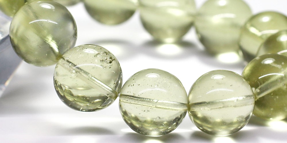 トップクォリティ]天然リビアングラスブレスレット（約17mm大玉