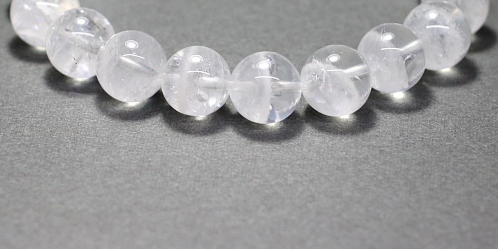 高品質++]スノーホワイトステップファントムクォーツブレスレット（約