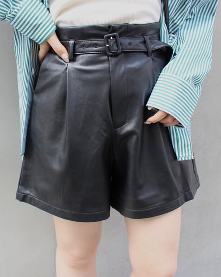 フェイクレザーキュロット／パンツ｜INGNI(イング) 公式通販｜INGNI STORE