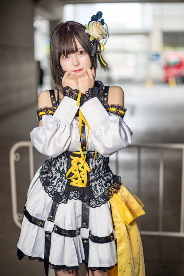 コスプレ】東雲絵名の腰ほっそ！『プロセカ』美くびれを持つスタイル