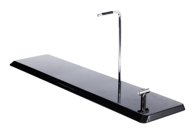 リアル過ぎる約8万円「ドミネーター」に専用ディスプレイスタンド