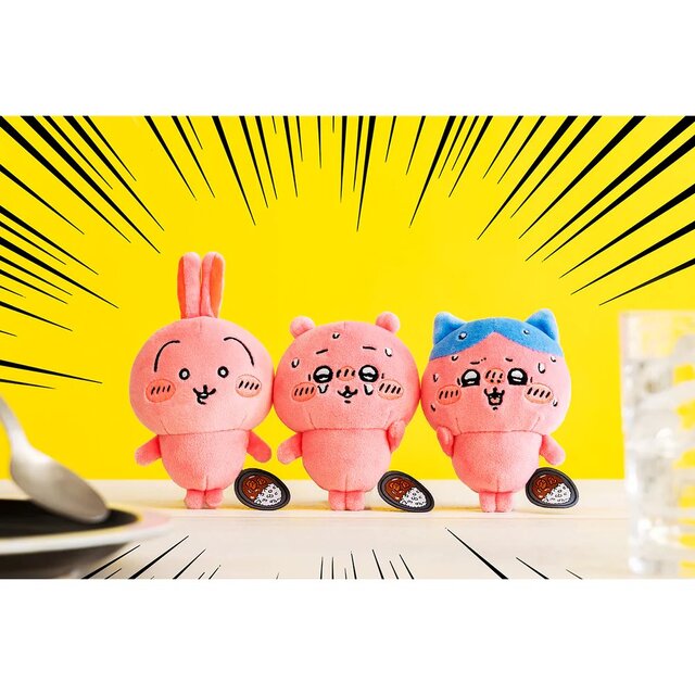 大人気「ちいかわ」の新商品が発売！阪急電車な恰好のぬいぐるみや