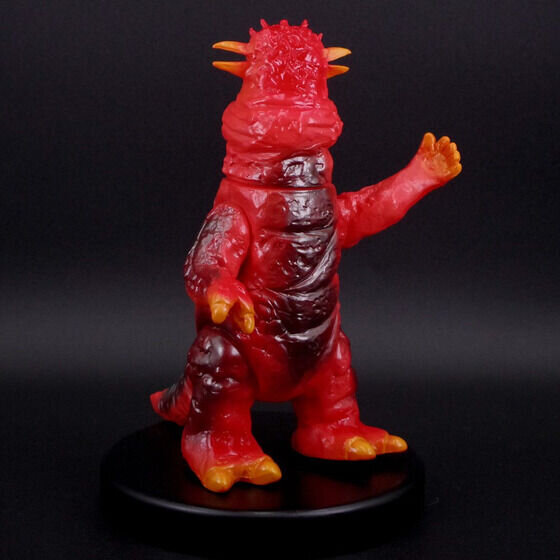 懐かしさ漂う昭和レトロカラー！「ウルトラセブン」人気キャラクターの