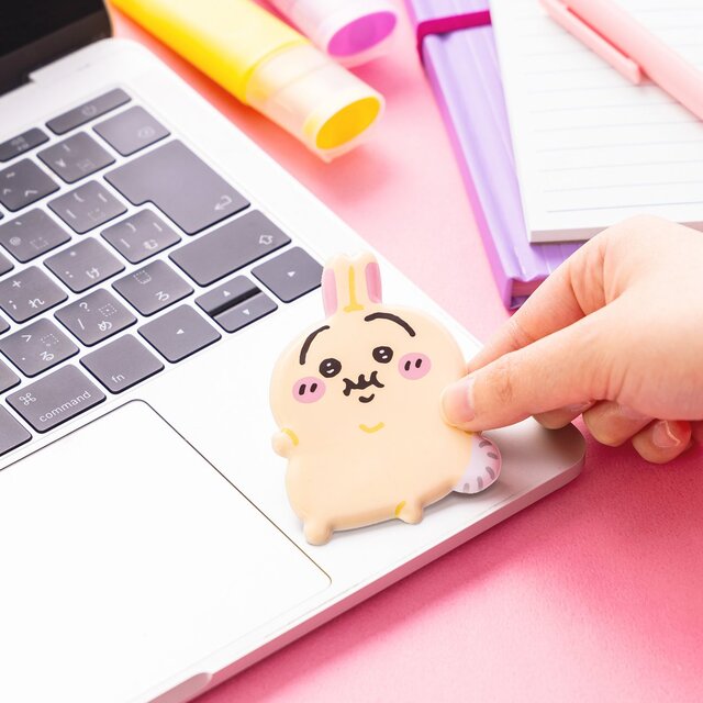 ぽっちゃり”な「ちいかわ」たちの新シール！もちもちな約7cm迫力サイズ