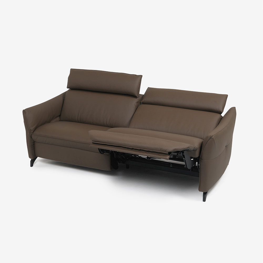 himolla（ヒモラ）電動リクライニングソファ「プラノポリー」幅224cm