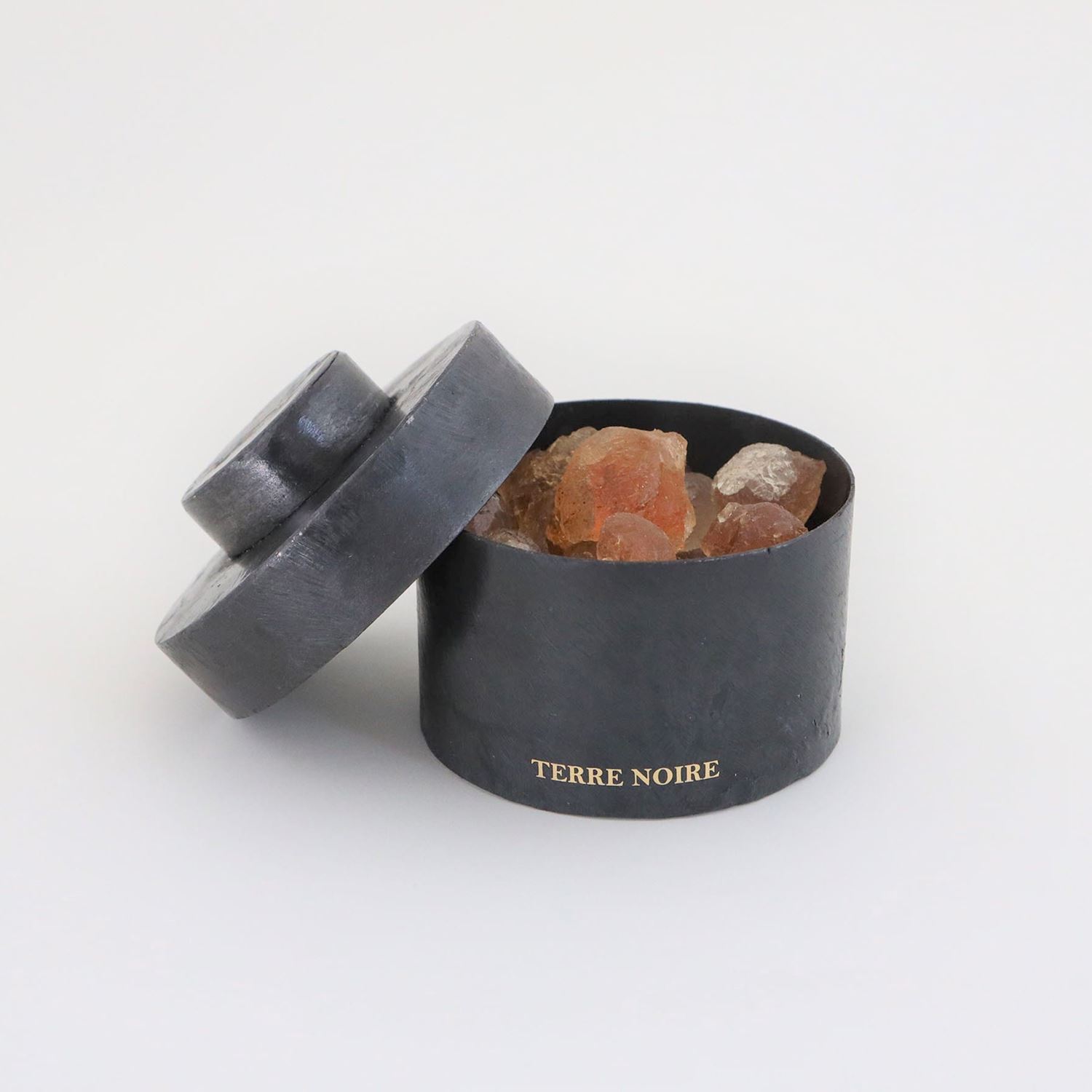 MAD et LEN POT VEGETAL AMBER mini TERRE NOIRE｜ディフューザー