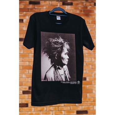 Ikebe Original 忌野清志郎 フォトプリントTシャツ Photo by 有賀幹夫