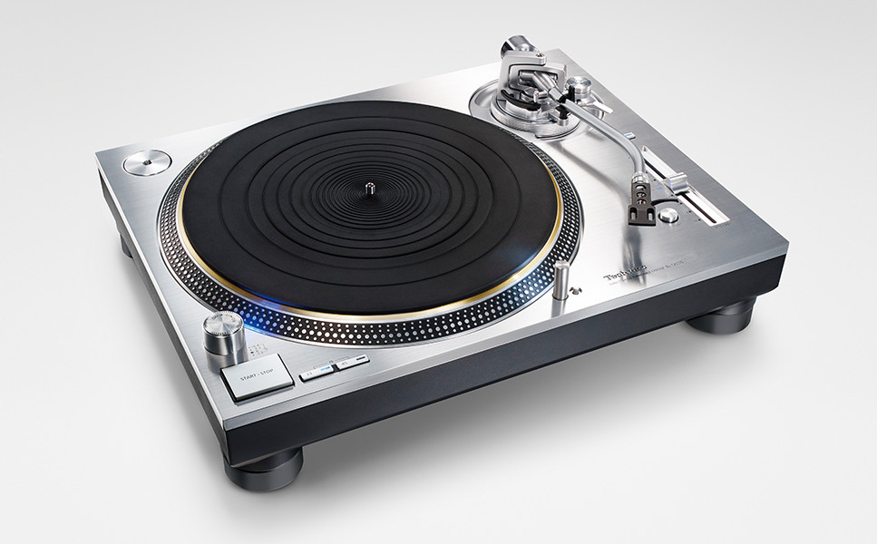 Technics SL-1200 ターンテーブル カバー付きカートリッジ付き