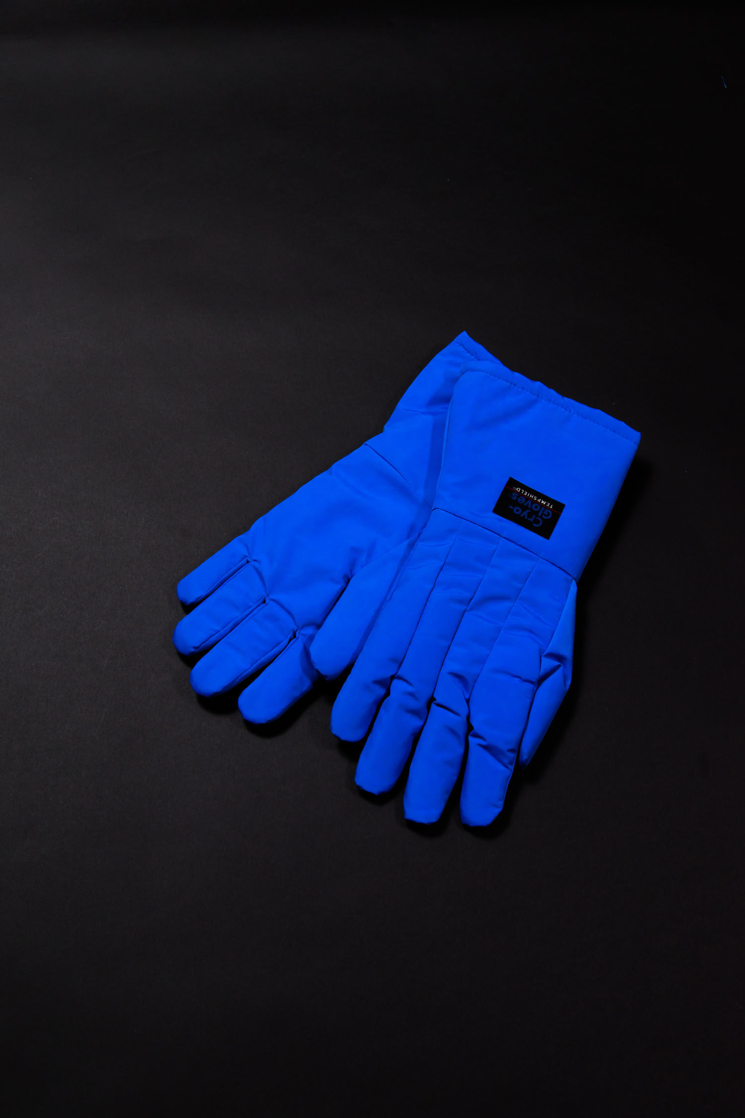 理化学機器の専門商社‐株式会社アイシス