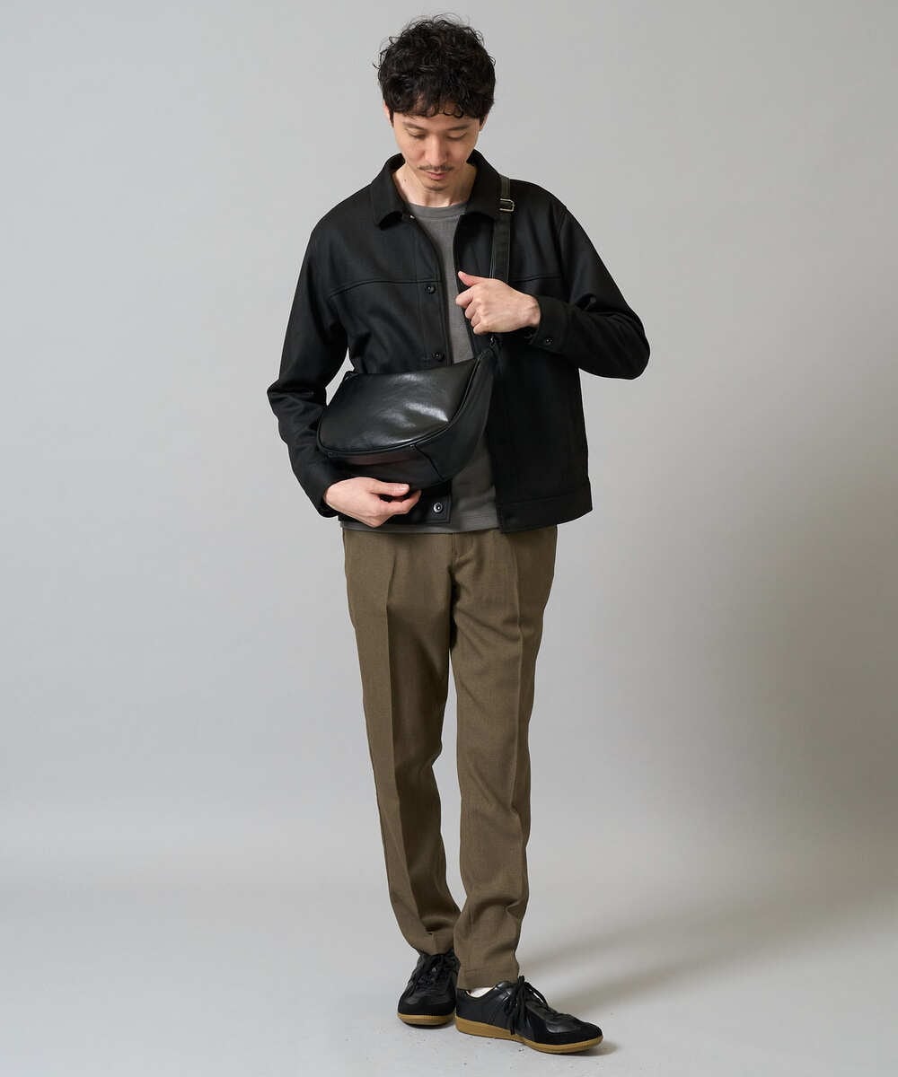 フェイクレザーハーフムーンショルダーバッグ(ショルダーバッグ