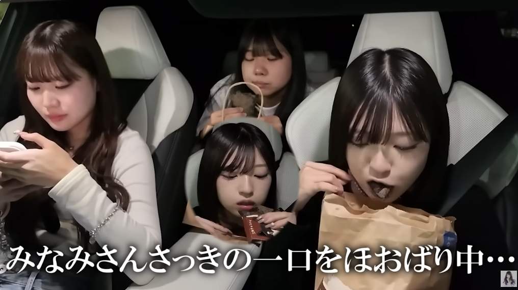 三角チョコパイを一口で 人気YouTuberの食べ方炎上に「意味わからな