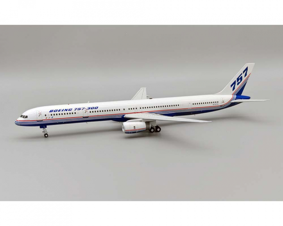 www.JetCollector.com: Boeing B757-300 House Colors, w/stand N757X