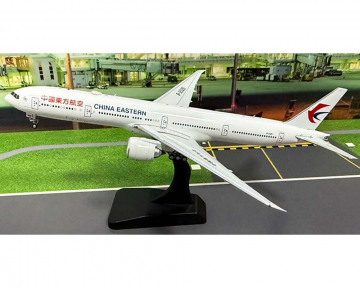 www.JetCollector.com: ANA - All Nippon Boeing B777-300ER w/stand