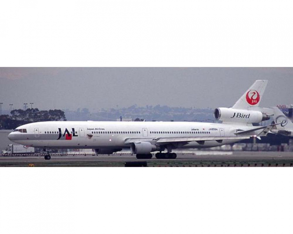 www.JetCollector.com: JAL MD-11 J-Bird JA8584 1:400 Scale JC Wings