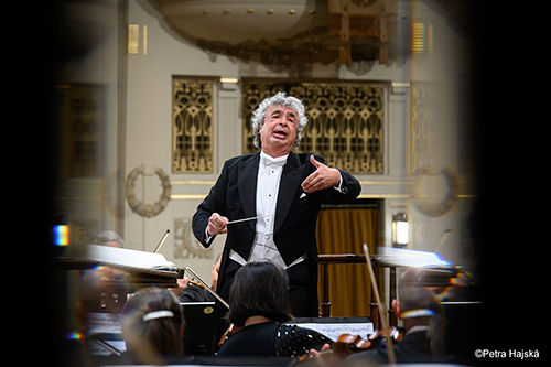 ビシュコフ指揮チェコ・フィル《プラハの春音楽祭》で「わが祖国」を