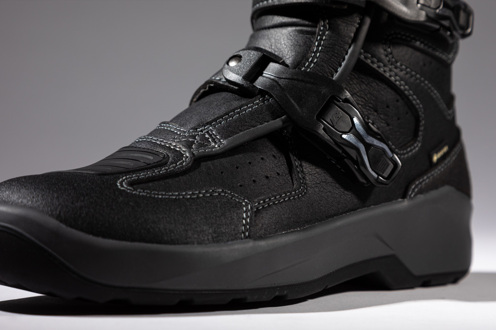 GAERNE 】パンテーラ ゴアテックス ネオブラック発売開始 | ジャ